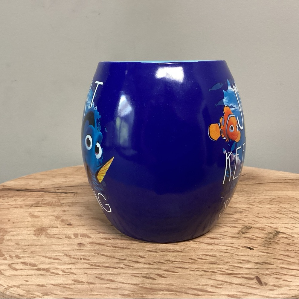 🔵 Disney Pixar Finding Dory Coffee Tea Mug / Cup - Ceramic Crafted - Like New - Picture 5 of 12